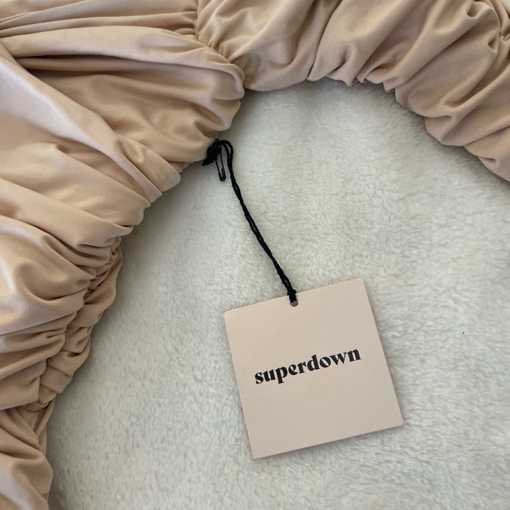 Superdown Carlyn Off-Shoulder Ruched Tan Mini Dress - Picture 7 of 10